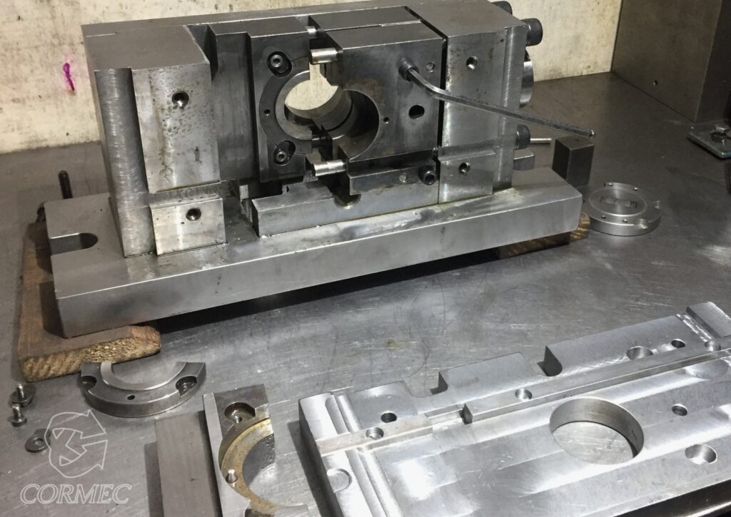 Fabricacion de matriz para corte de caños.